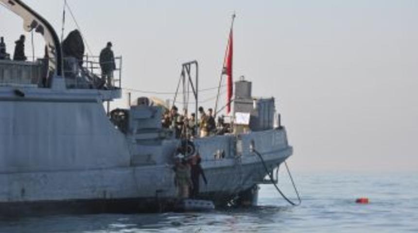 Batan geminin m&uuml;rettebatını arama &ccedil;alışmalarına ara verildi