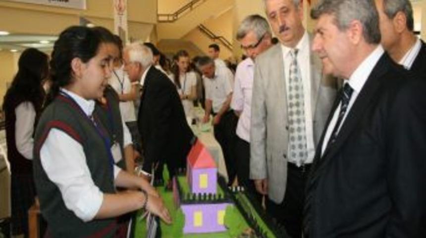 Minik mucitler işbaşı yaptı