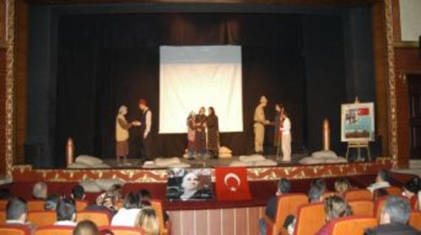 Mamak Belediyesi Kent Tiyatrosu'ndan tiyatroseverler i&ccedil;in yeni oyunlar