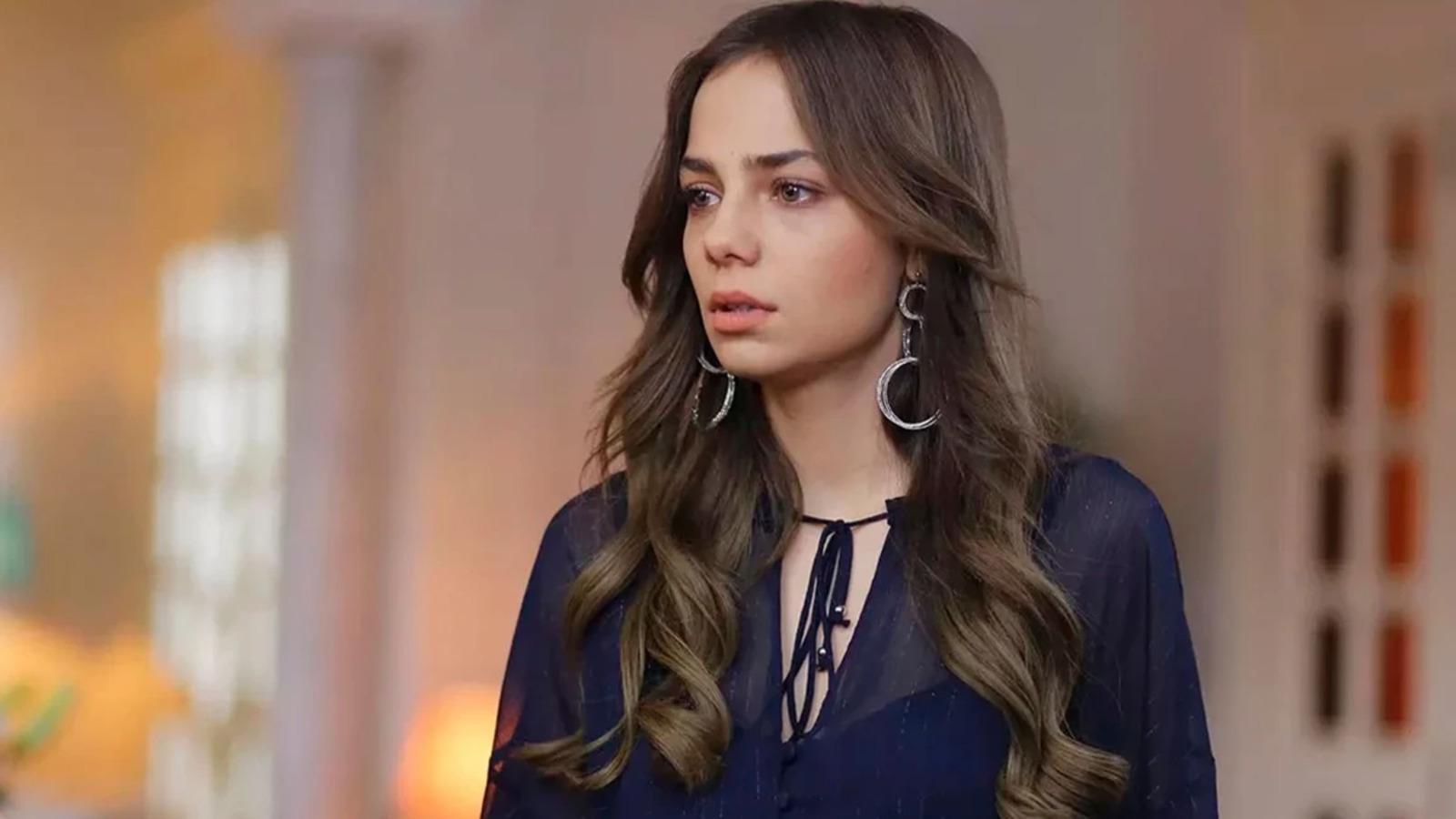 Bahar Şahin gelen senaryoyu ifşa edip isyan etti: Ahlak hiç mi yok?