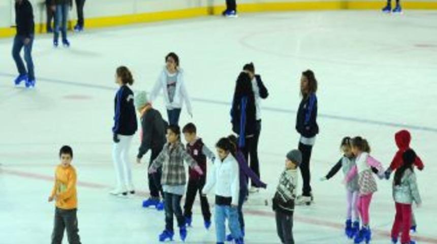 İzmirli buzu &ccedil;ok sevdi