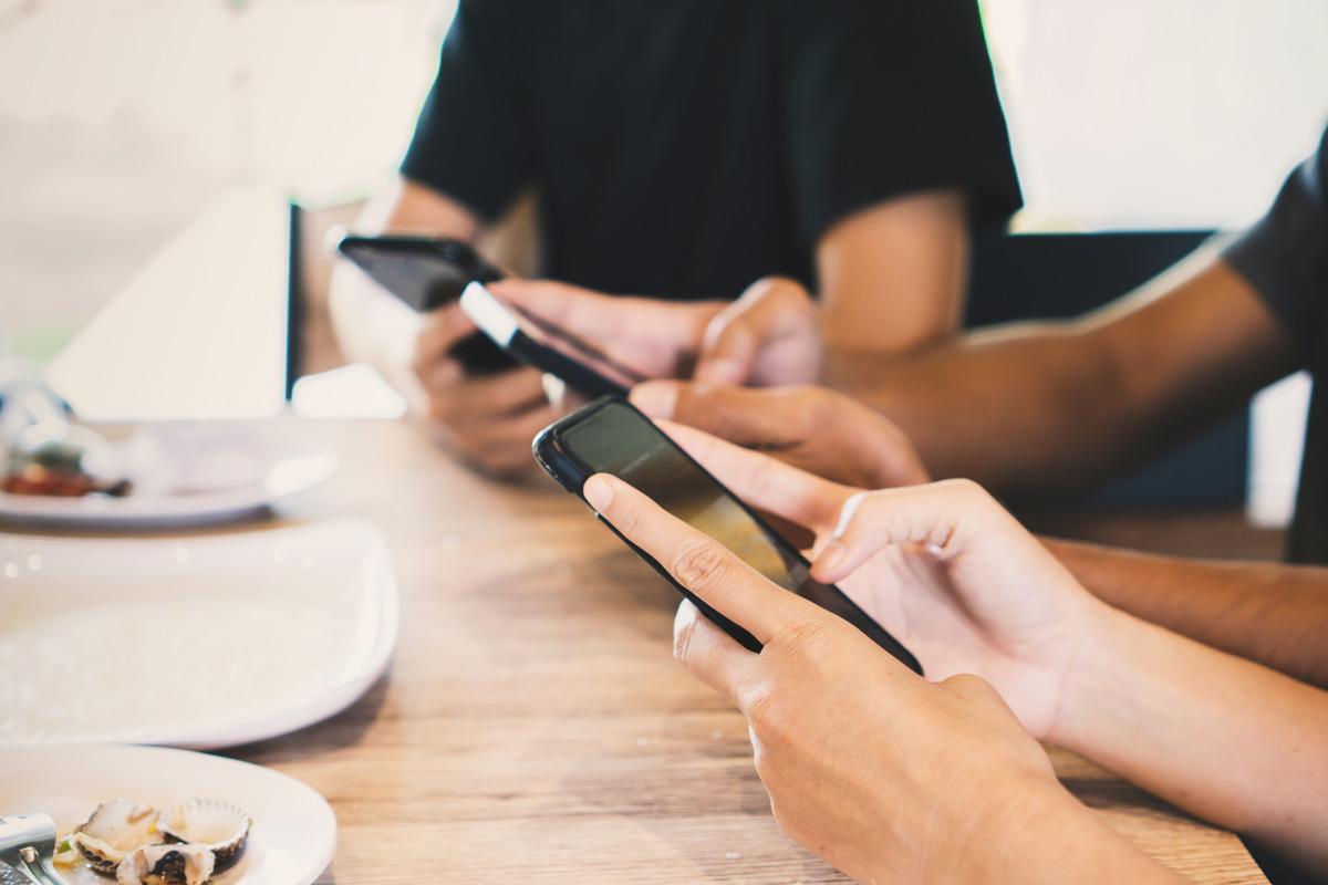 Masaya oturunca telefonlar sepete! 15 restoranda bir ay boyunca uygulanacak 1