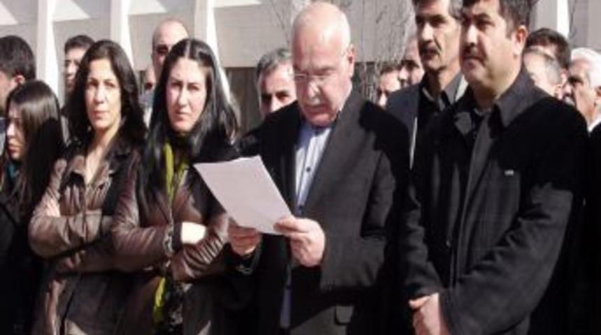 Belediye &ccedil;alışanları saldırıya tepki g&ouml;sterdi