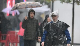 7 bölgede kuvvetli yağış alarmı! Meteoroloji saat vererek uyardı
