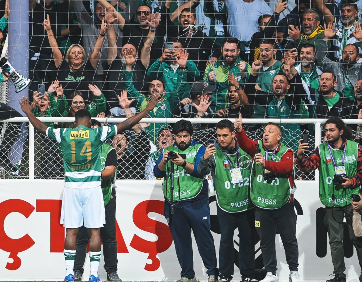 Fenerbahçe den Kelechi Iheanacho hamlesi! Bursaspor dan resmi açıklama geldi 1