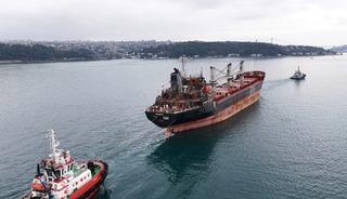 İstanbul Boğazı'nda trafik askıya alındı