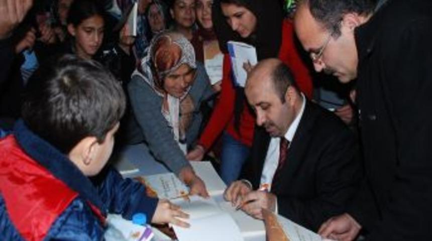 "Anne-babanın evladına yaptığı dua, Peygamberin &uuml;mmetine yaptığı dua gibidir"