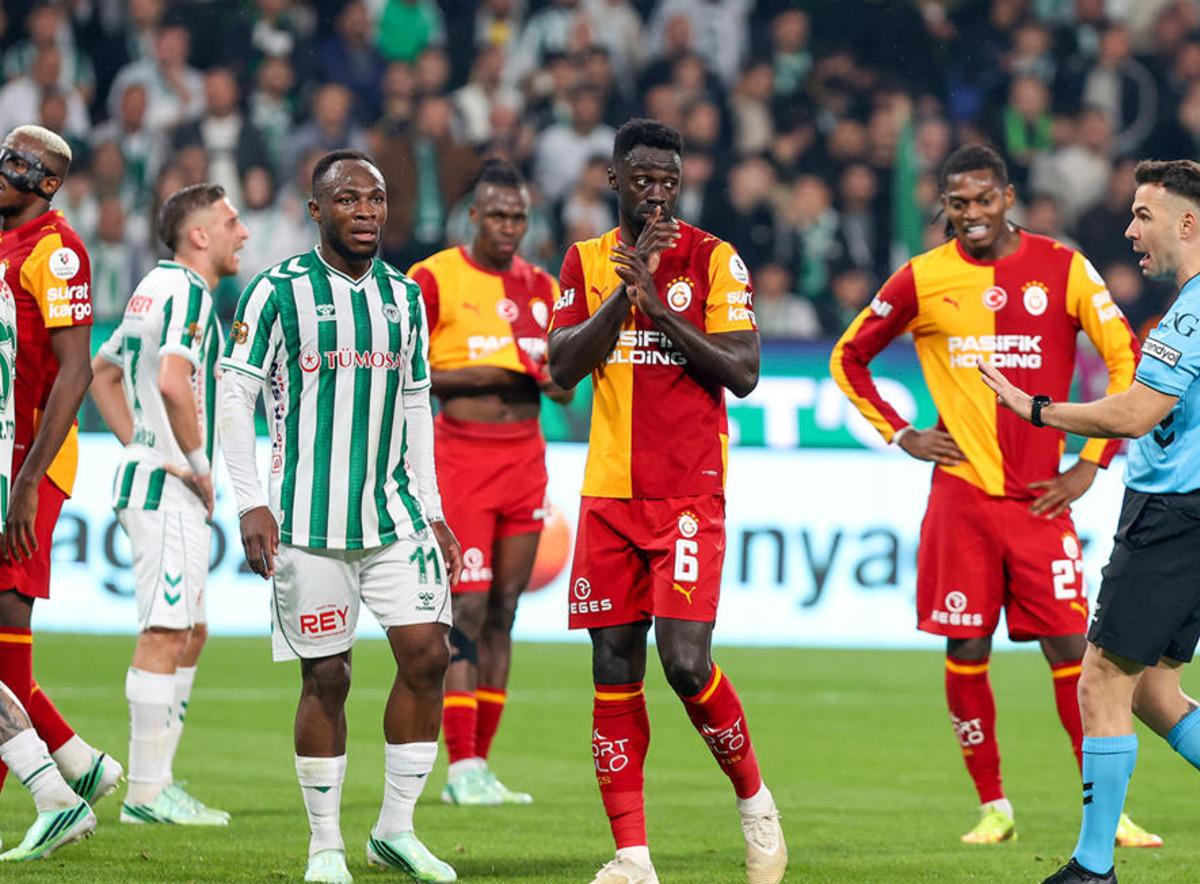 Nihat Kahveci’den Galatasaray’a tam not! "Taraftar kahkaha atıyor!" 2
