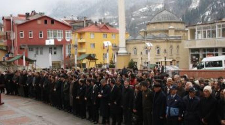 Tonyalılar Savcı Hakan Kılı&ccedil;'ı unutmadı