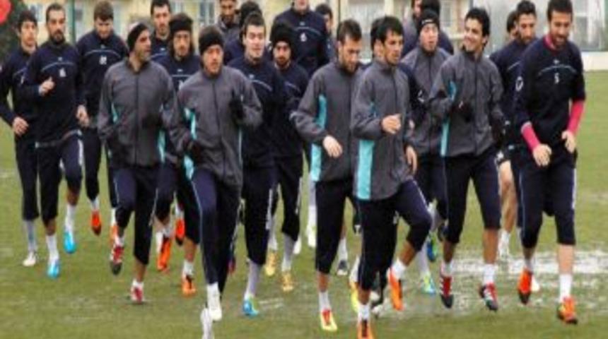 Denizli Belediyespor 3 puana kilitlendi