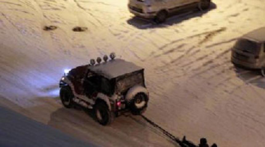 Başkent'te ciple kayak keyfi