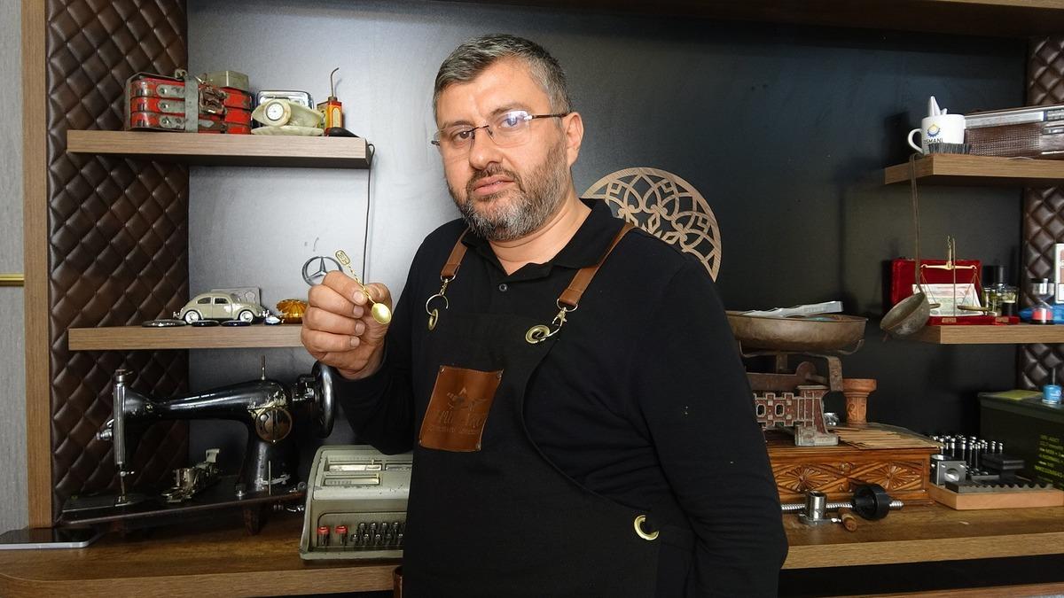 Sosyal medyada paylaşınca siparişler başladı! Altın mama kaşığı 35 bin TL 1