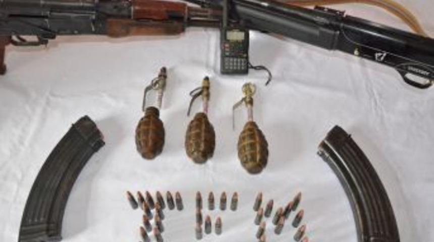 Ter&ouml;r &ouml;rg&uuml;t&uuml; mensubu yakalandı