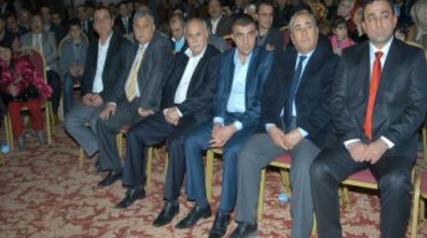 Kimse Yok mu Derneği Adana&rsquo;da g&ouml;n&uuml;l k&ouml;pr&uuml;s&uuml; kurdu