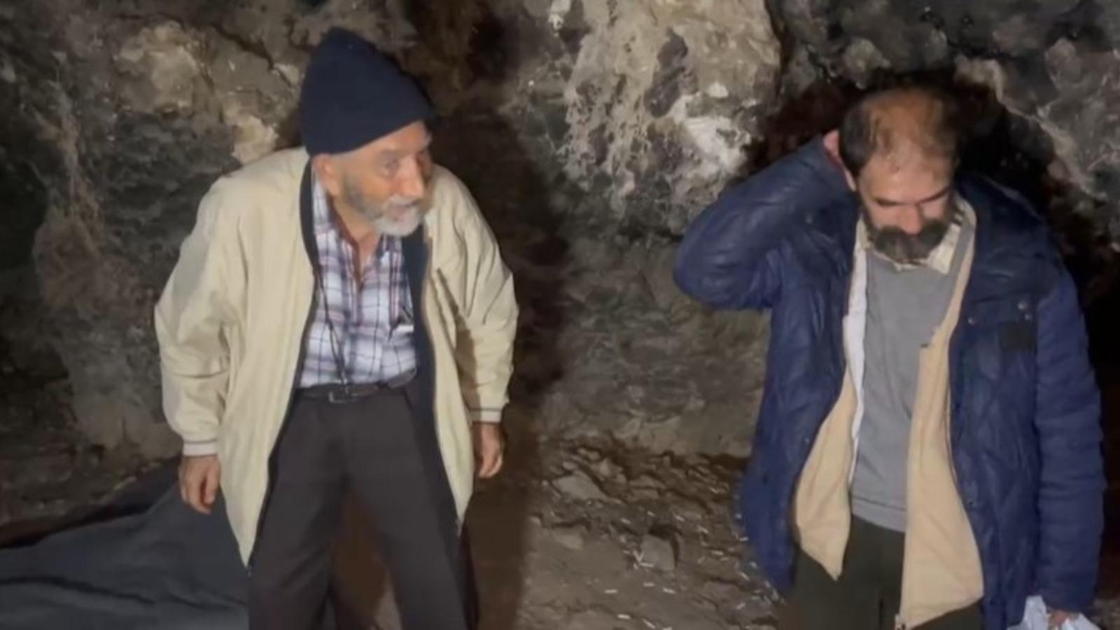 Uludağ'da mağarada yaşıyordu! 83 yaşındaki baba, oğluna kavuştu Ankara'ya götürdü