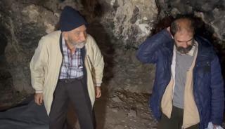 Uludağ'da mağarada yaşıyordu! 83 yaşındaki baba, oğluna kavuştu Ankara'ya götürdü