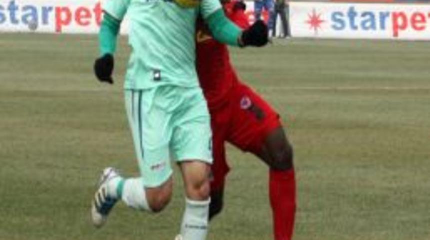 Kardemir D.&Ccedil;. Karab&uuml;kspor: 3 &ndash; Mersin İdman Yurdu: 2