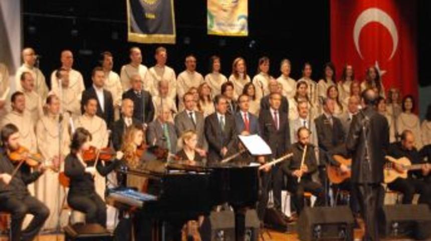 Medeniyetler Korosu zihinsel engellilere konser verdi