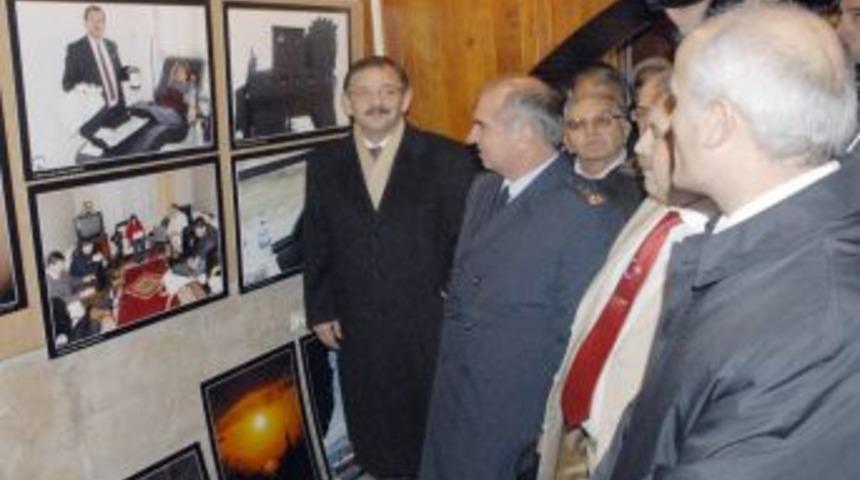 Eğitim yararına fotoğraf sergisi a&ccedil;ıldı