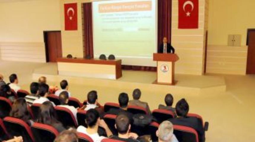 R&uuml;zgar enerjisi konferansına &ouml;ğrenciler yoğun ilgi g&ouml;sterdi