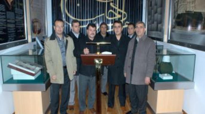 Karamanlı iş adamları Kosova'ya gezi d&uuml;zenledi