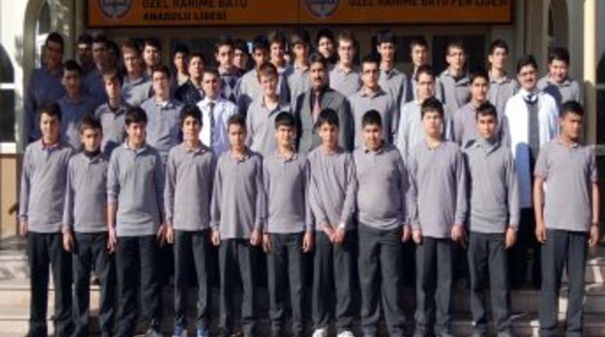 Gen&ccedil; mucitler bilim olimpiyatlarına hazırlanıyor