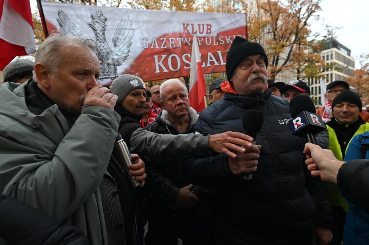 Polonya yangın yeri! Anayasa Mahkemesi krizinin detayları ortaya çıktı: Cumhurbaşkanı Nawrocki testereyle içeri girmiş! 7