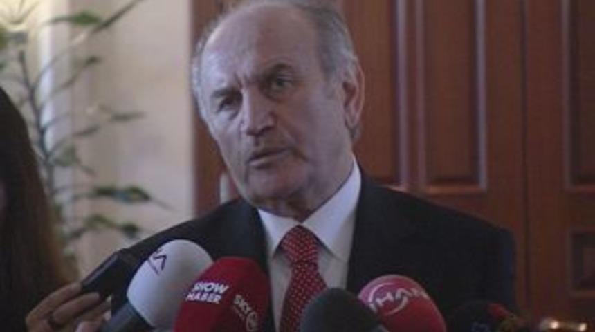 Kadir Topbaş: Y&ouml;netim ve halk birlikte hareket edince problem yaşanmıyor