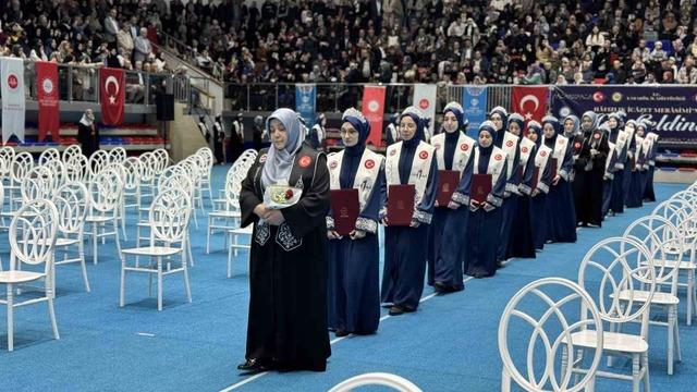 Karabük’te hafızlık icazet merasimi gerçekleştirildi 11