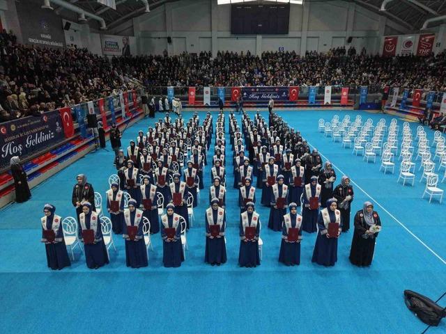 Karabük’te hafızlık icazet merasimi gerçekleştirildi 2