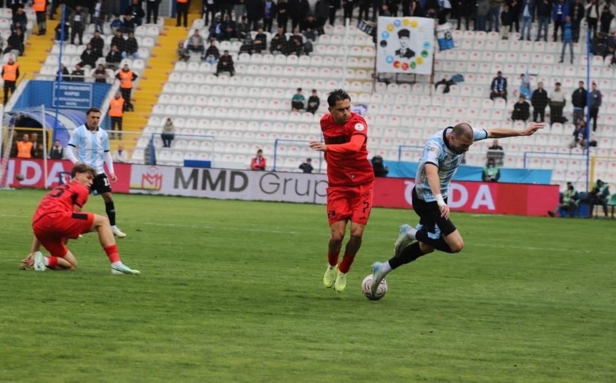 Cengiz Ünder ve Çağlar Söyüncü den Fenerbahçe ye gözdağı! Çorum FK da şov 3