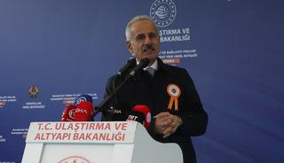  Bakan Uraloğlu duyurdu: Seyahat s&uuml;resi 20 dakikadan 5 dakikaya iniyor