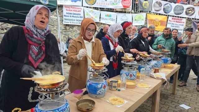 Rize’de tahta arabalar nefes kesti 3