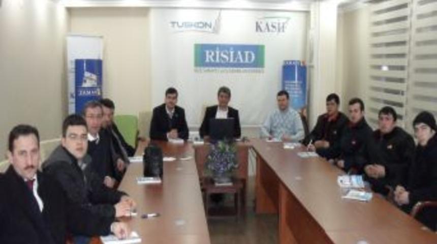 Gen&ccedil; işadamlarına psikologdan satış dersi