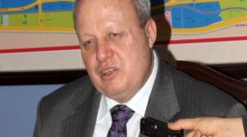 "T&uuml;rkiye, siyasi istikrarla birlikte parlayan yıldız olmayı s&uuml;rd&uuml;recek"