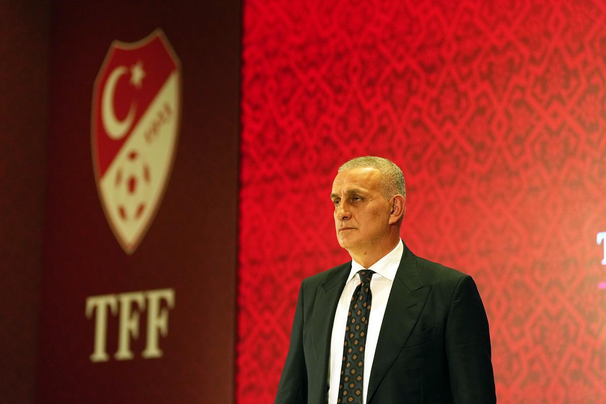 Milli Takımda Sergen Yalçın ın telefonlarını açmadığı iddia edilen futbolcu belli oldu! 3