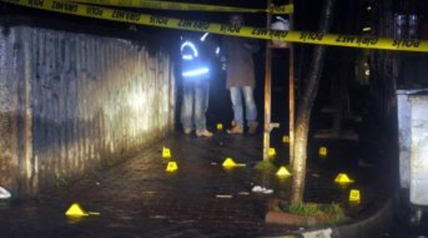 &Ccedil;&ouml;p konteynerinde ses bombası patladı