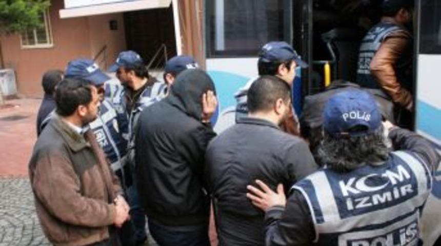 Oto yıkamacıda 'cilalı esrar' operasyonu