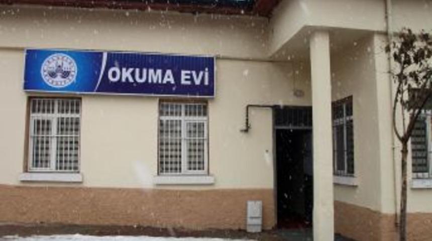 Elazığ Belediyesi'nden eğitime b&uuml;y&uuml;k destek