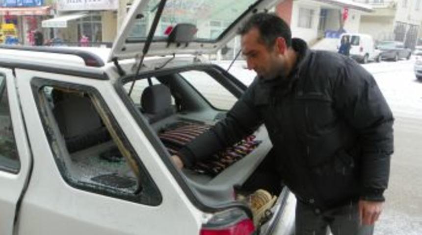 Hasta kadının ara&ccedil;tan ila&ccedil;larını &ccedil;aldılar