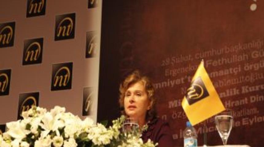 Ger&ccedil;ekten dokunan mı yanıyor yoksa yanan başı derde giren mi cemaate sarılıyor?