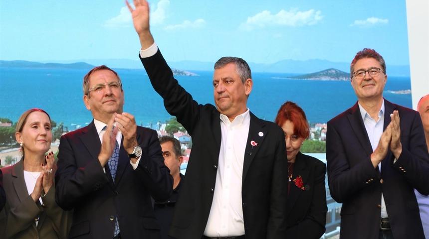 Yeni Parti Genel Başkanı Özgür Özel Balıkesir'de: "Yeni Parti'yi siz kurdunuz"