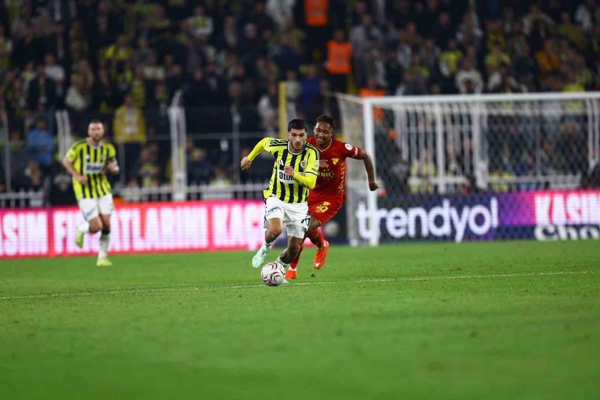 G&ouml;ztepe yenilgisi bardağı taşırdı! Fenerbah&ccedil;e de taraftardan olay tepki:  Y&ouml;netim istifa  3
