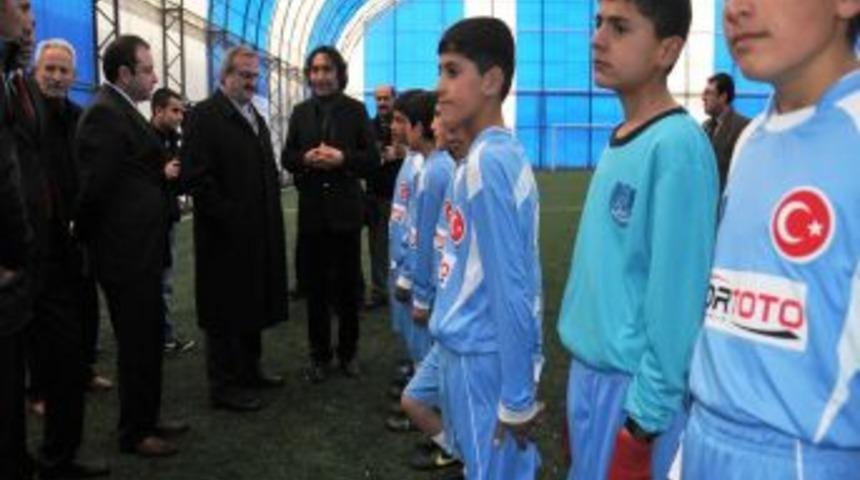 Depremzede &ccedil;ocuklar T&uuml;rkiye'yi temsilen İsvi&ccedil;re'ye gidiyor