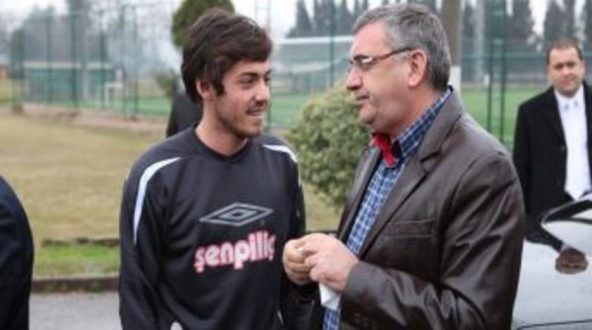 Başkan To&ccedil;oğlu&rsquo;dan Sakaryaszpor&rsquo;a moral ziyareti