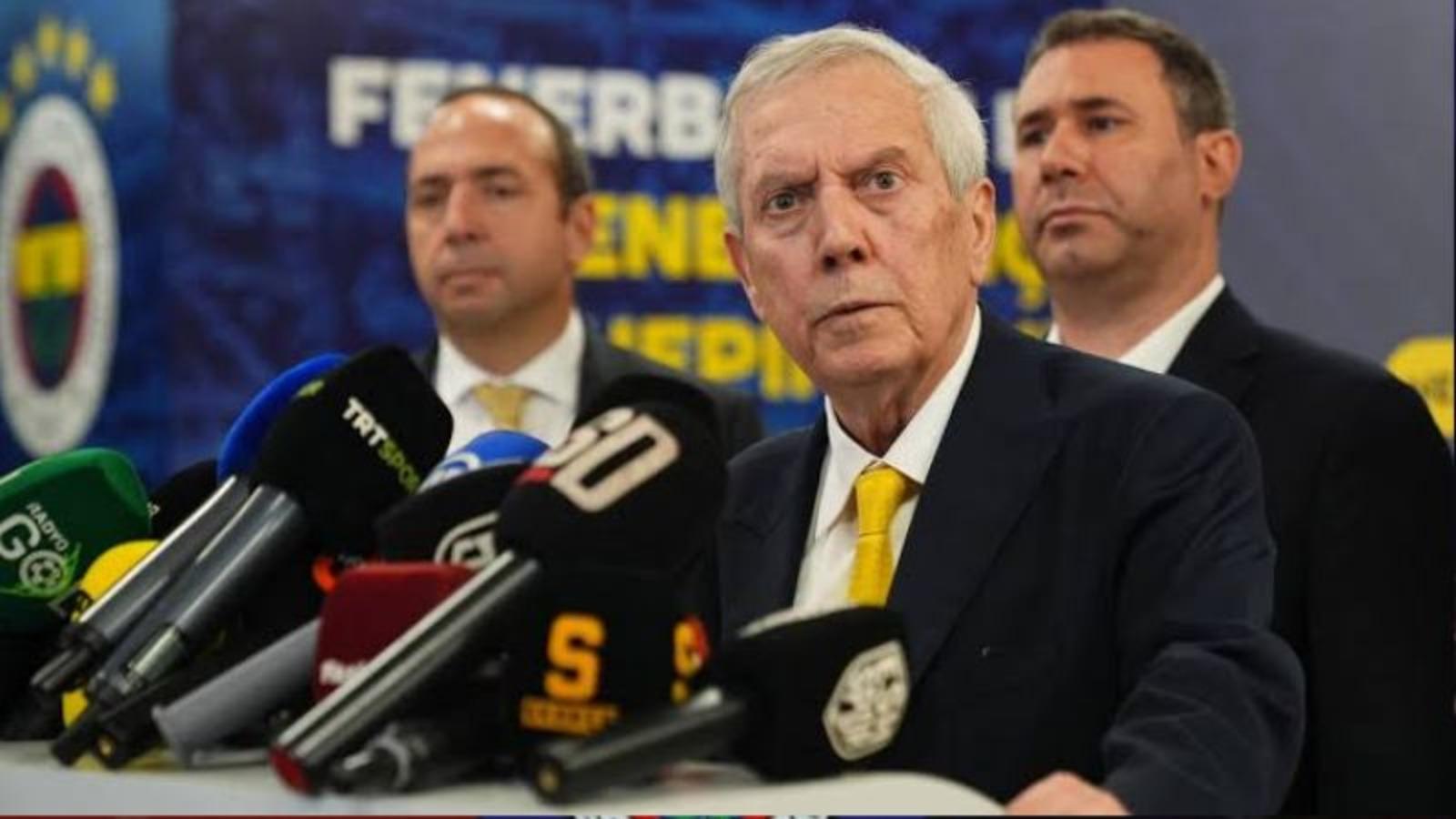 Göztepe yenilgisi bardağı taşırdı! Fenerbahçe'de taraftardan olay tepki: 'Yönetim istifa'