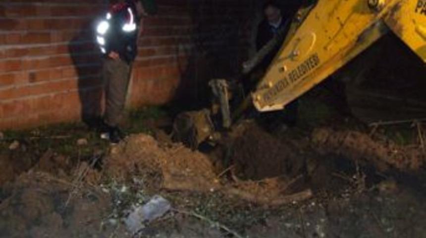 Marker &ouml;l&ccedil;&uuml;mleri ge&ccedil;ersiz &ccedil;ıkan istasyondaki 14 bin litre motorine el kondu