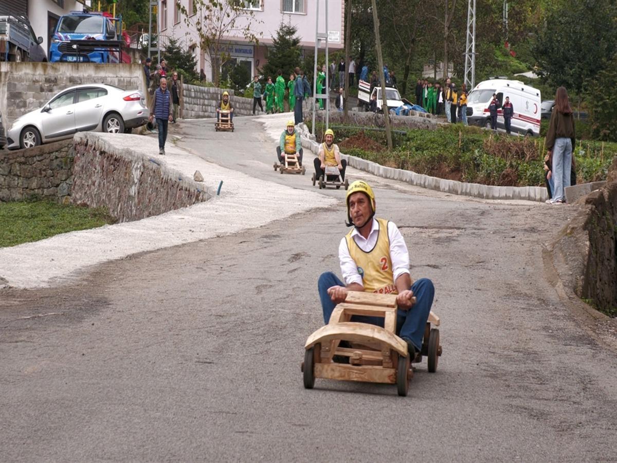 Rize’de  Laz Ralli  heyecanı 1