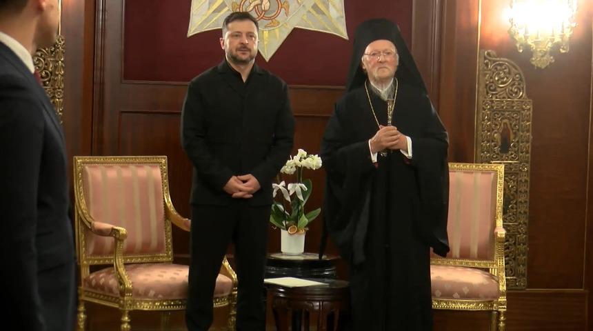 Zelenskiy Fener Rum Ortodoks Patrikhanesi'ni ziyaret etti