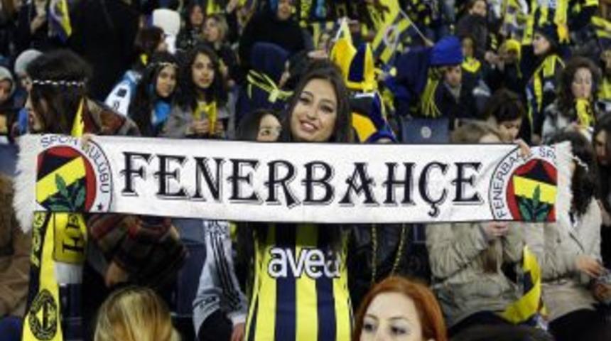 Fenerbah&ccedil;e, bayan taraftarları &ouml;n&uuml;nde galibiyet arıyor